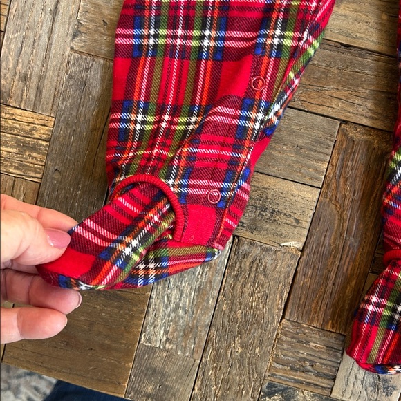 Little Me Baby Holiday One Piece Pajama NWT Size 9 Months - Picture 3 of 7